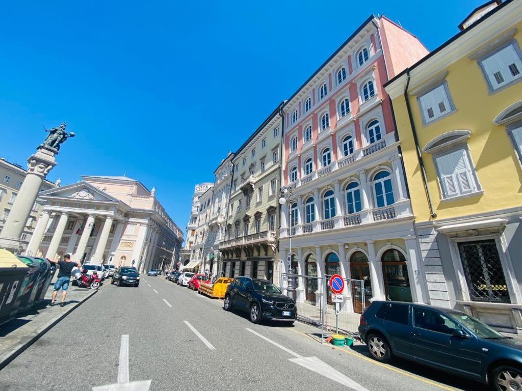 Piazzaborsa Charme Apartment Trieste Exterior photo